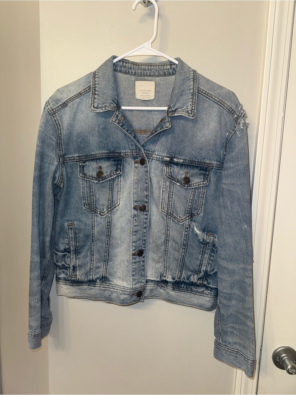 American Eagle Distressed Denim Jacket in Medium Wash